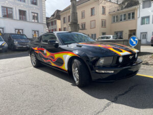 carwrapping mustang flames